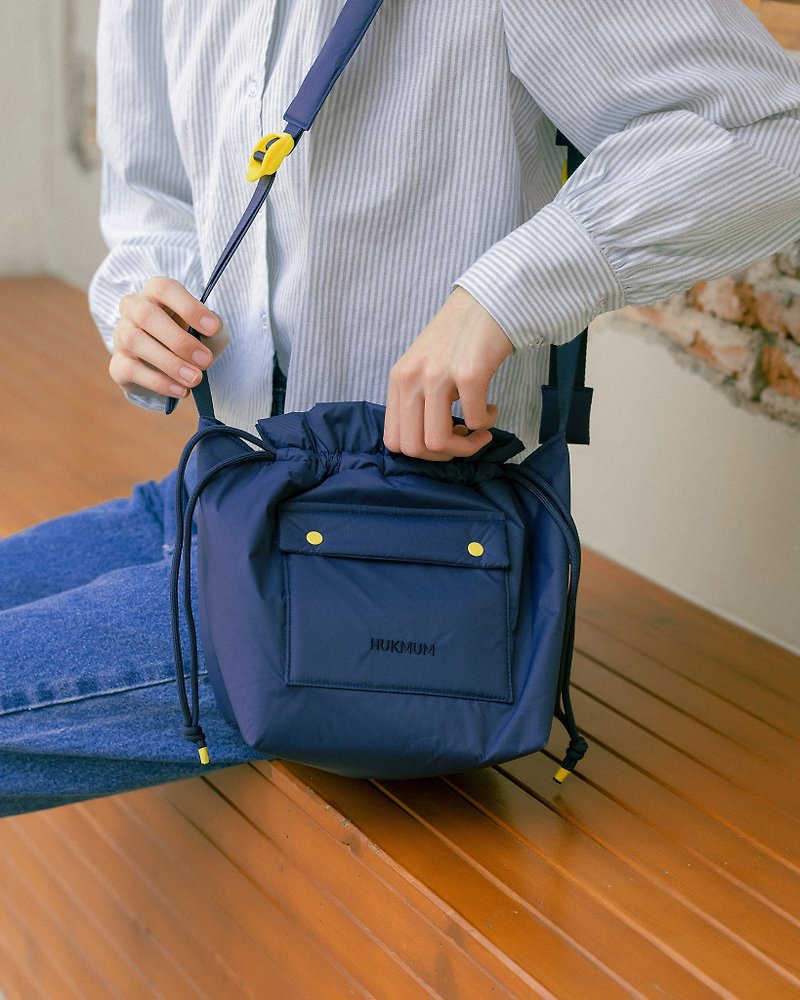 JEEPER 2 ways bag: NAVY (Shoulder bag/Crossbody) - Drawstring Bags - Nylon Blue