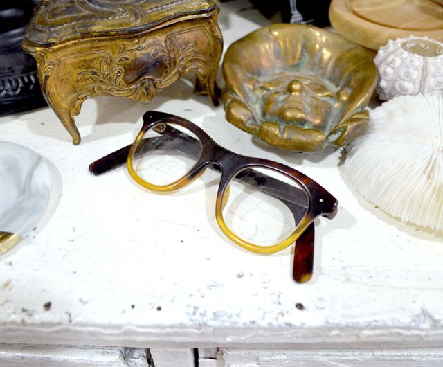 Vintage cheap tortoise glasses