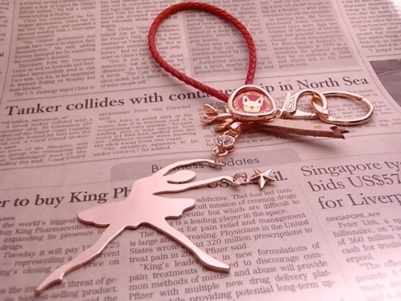 Oops two-handed ballerina bag charm / key ring-Valentine's Day gift- - ที่ห้อยกุญแจ - โลหะ สีแดง