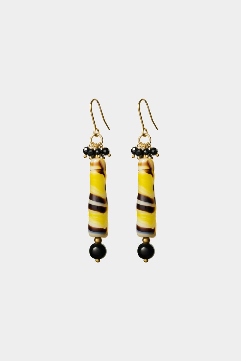 Hut with Chicken Feet Earrings - ต่างหู - แก้ว สีเหลือง