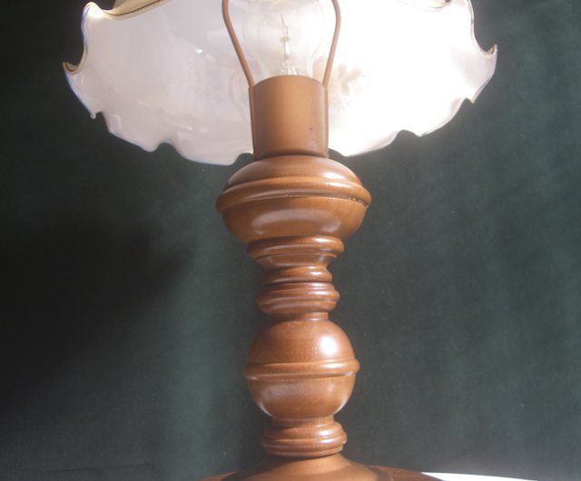 Old Time Early Second Hand Taiwan Made Large Glass Table Lamp Vintage Classic Deco Lighting I Taiwan Made Large Glass Table Lamp, Replacement Glass Bowl Light Shades Taiwan