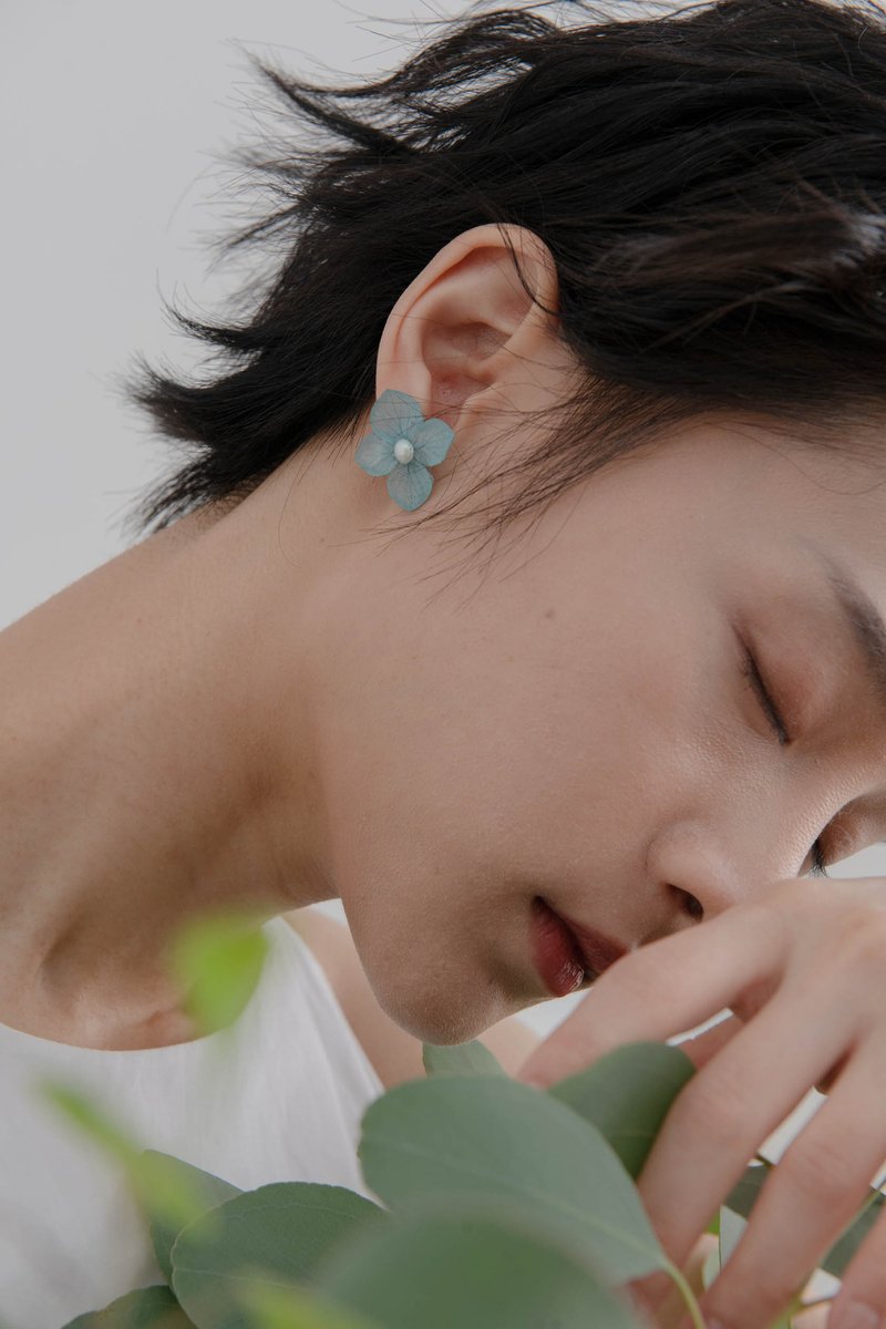 真花耳環-Wishes Earrings - 耳環/耳夾/耳骨夾 - 植物．花 藍色