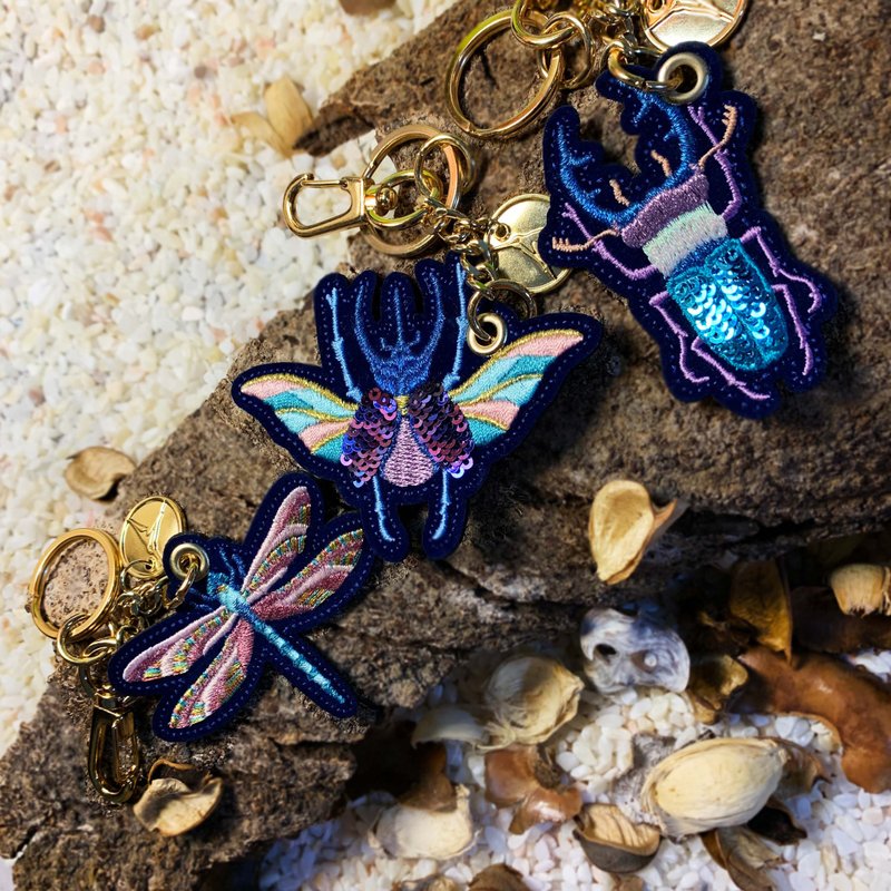鑰匙圈 刺繡 吊飾 獨角仙 蜻蜓 鍬形蟲 大兜蟲 禮盒 禮物 - 鑰匙圈/鑰匙包 - 繡線 多色