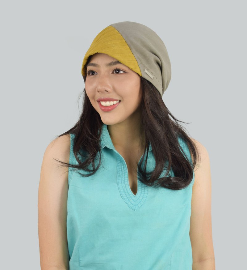 Handmade Linen Geometric Stlye Beanie - A Captivating & Colorful Geometric Look - หมวก - ผ้าฝ้าย/ผ้าลินิน ขาว