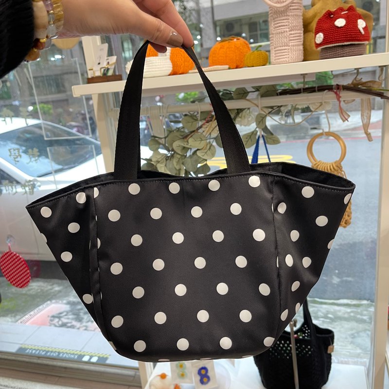 胖墩墩。散步包/氣球包/蝙蝠包。手提袋/便當袋/購物袋 - 手提包/手提袋 - 其他材質 