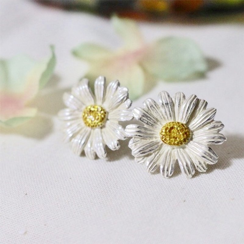Marguerite Margaret / Earrings PA211SV - Earrings & Clip-ons - Other Metals Yellow
