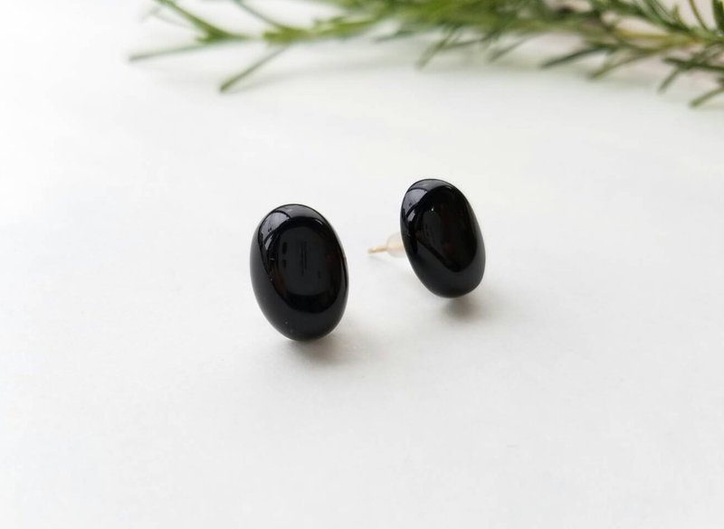 ブラックオニキス カボションピアス onix earrings - ピアス・イヤリング - 半貴石 ブラック