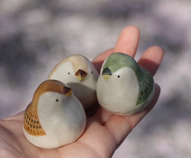 暦鳥・春】うぐいす 茶 - ショップ 陶ノ鳥ひよこや 置物 - Pinkoi