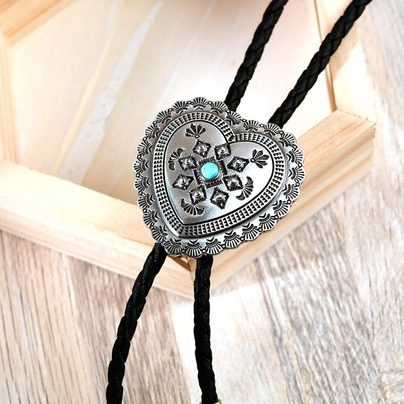 Braided Love Paul Tie Bolo Tie Leather Necklace Leather Rope Tie Long Necklace - เนคไท/ที่หนีบเนคไท - หนังเทียม สีเงิน