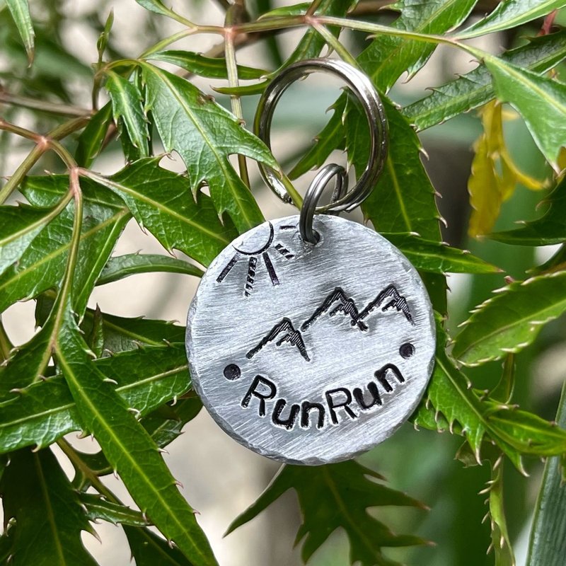 Handmade customized metal dog tag pet tag pet name tag mountain series-02 - หมอน - อลูมิเนียมอัลลอยด์ 