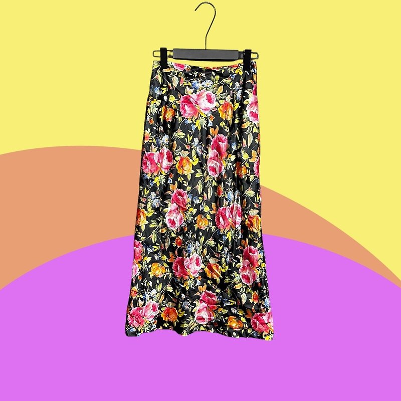 Second-hand LEADING TOO black printed colorful satin glossy high-waisted long skirt CA417 - Skirts - Polyester Multicolor