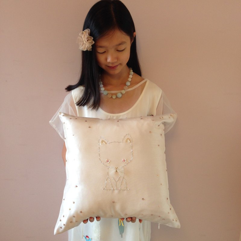 收藏級法式亮片刺繡抱枕 - 萌萌達 - 枕頭/抱枕 - 寶石 金色