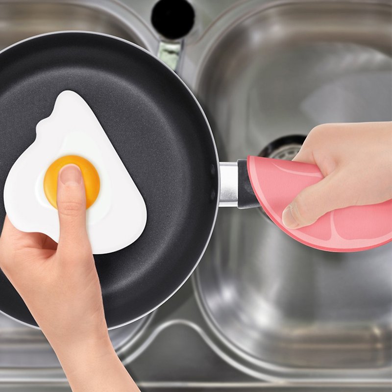 American【Fred & Friends】Ham n Eggs Fun Nutritious Ham and Eggs (Insulation Pad + Scratch Dip) - Cookware - Resin 
