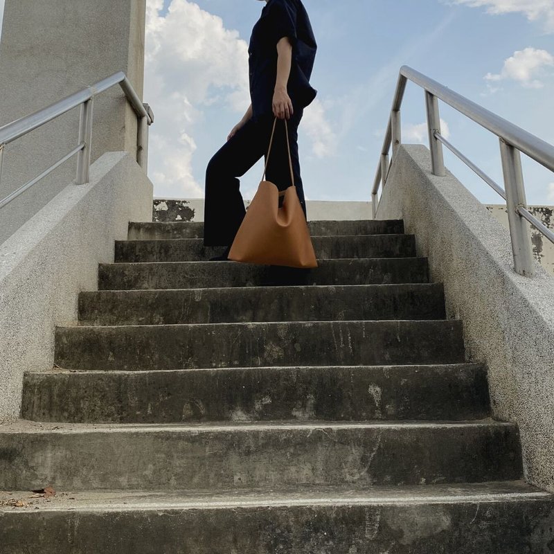RUST BRAND / HOBO LARGE - ALMOND - 其他 - 人造皮革 咖啡色