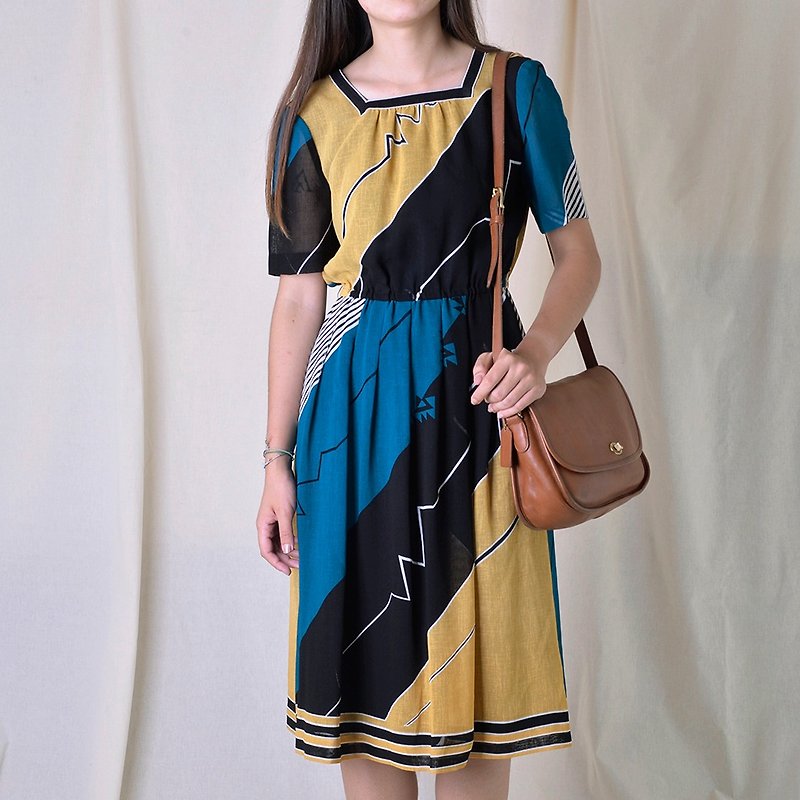 Vintage 日本古著洋裝 - 連身裙 - 聚酯纖維 多色