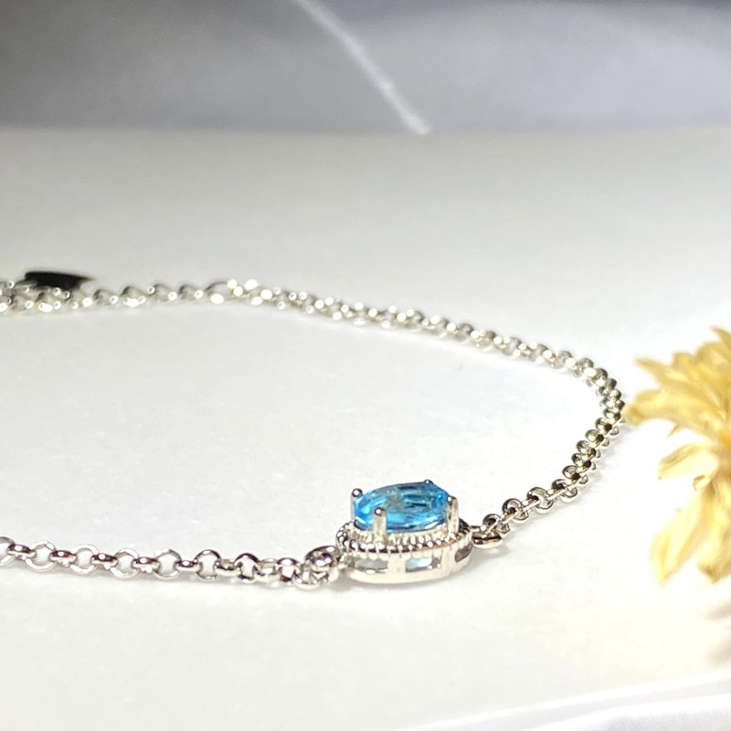 Stone Simple Sterling Silver Bracelet - สร้อยข้อมือ - เงินแท้ สีน้ำเงิน