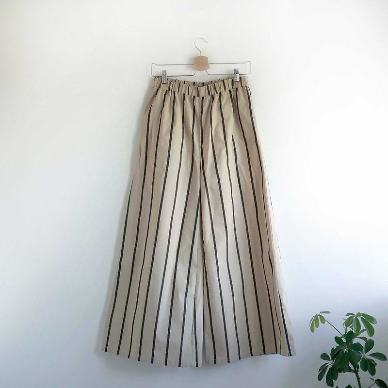 Japanese Crafted Compact Cotton Khaki Striped Trapezoid Wide-Leg Pants - กางเกงขายาว - ผ้าฝ้าย/ผ้าลินิน 