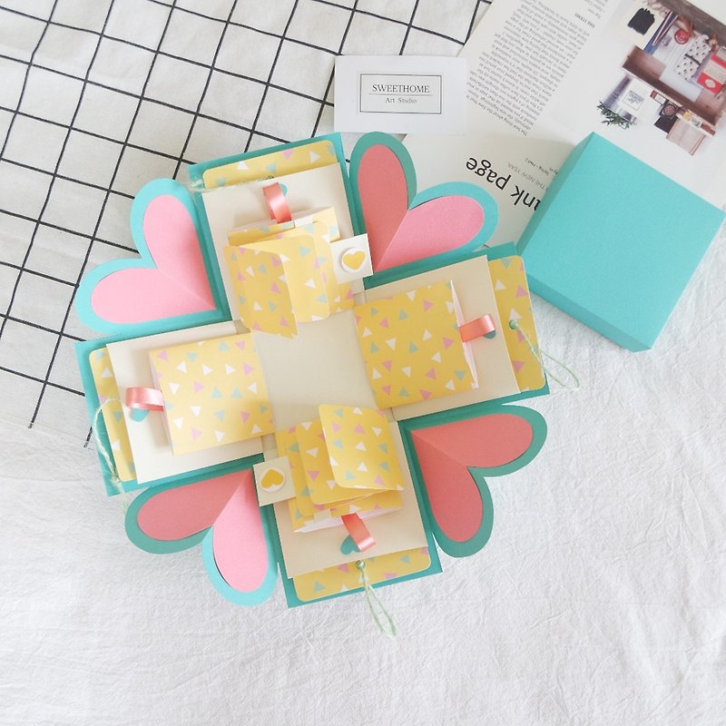 Sweet Home Gift Box Card - Colorful Macaron - Handmade Card/Valentine's Day Card/3D - การ์ด/โปสการ์ด - กระดาษ 
