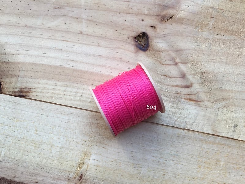 South American system hand sewn wax line [# 604 fluorescent pink] 0.65mm 30 meters 48 color selection wax line hand stitch round wax line leather tools hand leather leather leather parts leather DIY leatherism - เย็บปัก/ถักทอ/ใยขนแกะ - ผ้าฝ้าย/ผ้าลินิน สีแดง