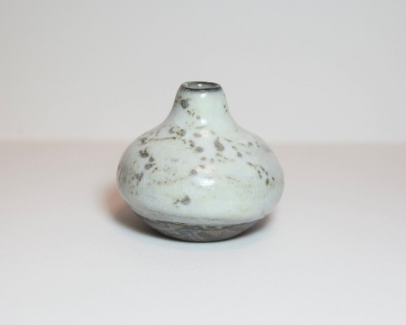 藏菁手作ㅣ還原燒志野釉花器 - 花瓶/花器 - 陶 