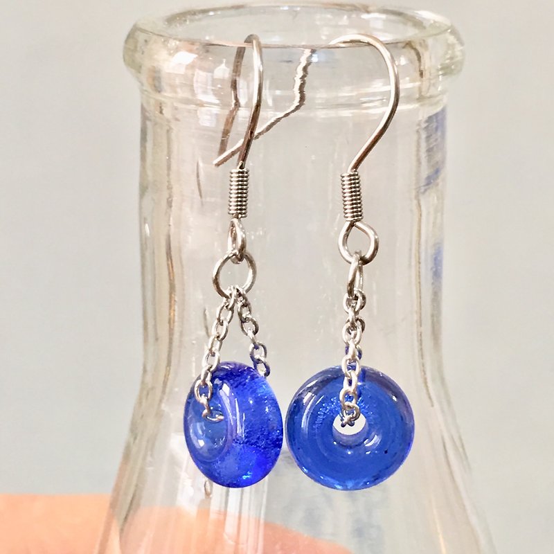 純色系列-寶藍透明琉璃珠耳環 - 耳環/耳夾 - 玻璃 藍色