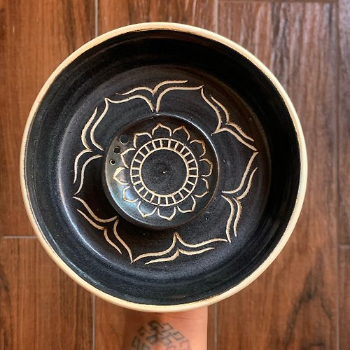 4 Hz pottery 陶與冥想 脈輪冥想陶盤 (黑與白) - 心輪 Heart Chakra