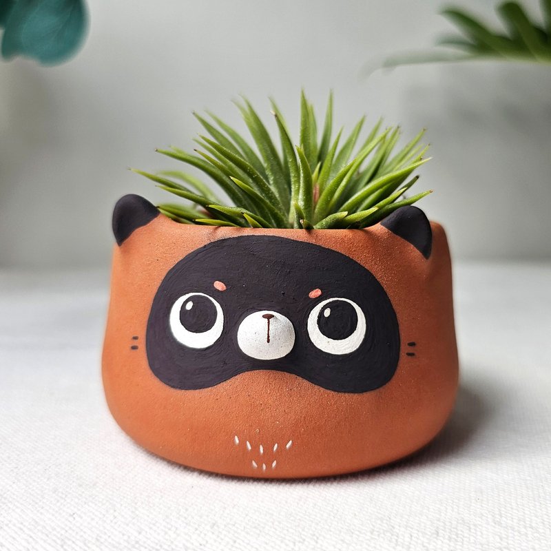 Small Tanuki plant pot. Handmade terracotta planter. - 盆栽/植栽 - 陶 