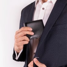 【男性向けギフト】ジャクソン RFID 盗難防止 本革 折りたたみ財布ブラック 名入れ印刷