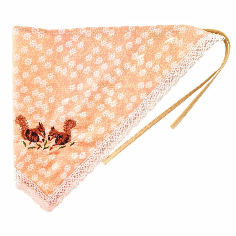 Squirrel embroidered bandana cotton, triangle head scarf with lace and ties - ผ้าพันคอ - ผ้าฝ้าย/ผ้าลินิน สีกากี