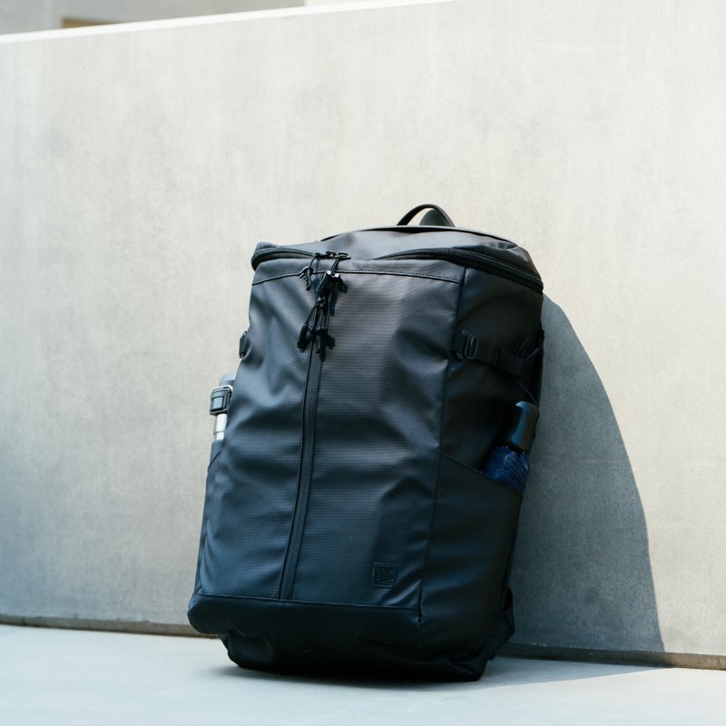 Rochester Omni Backpack L - Stealth Edition - กระเป๋าเป้สะพายหลัง - วัสดุอีโค สีดำ