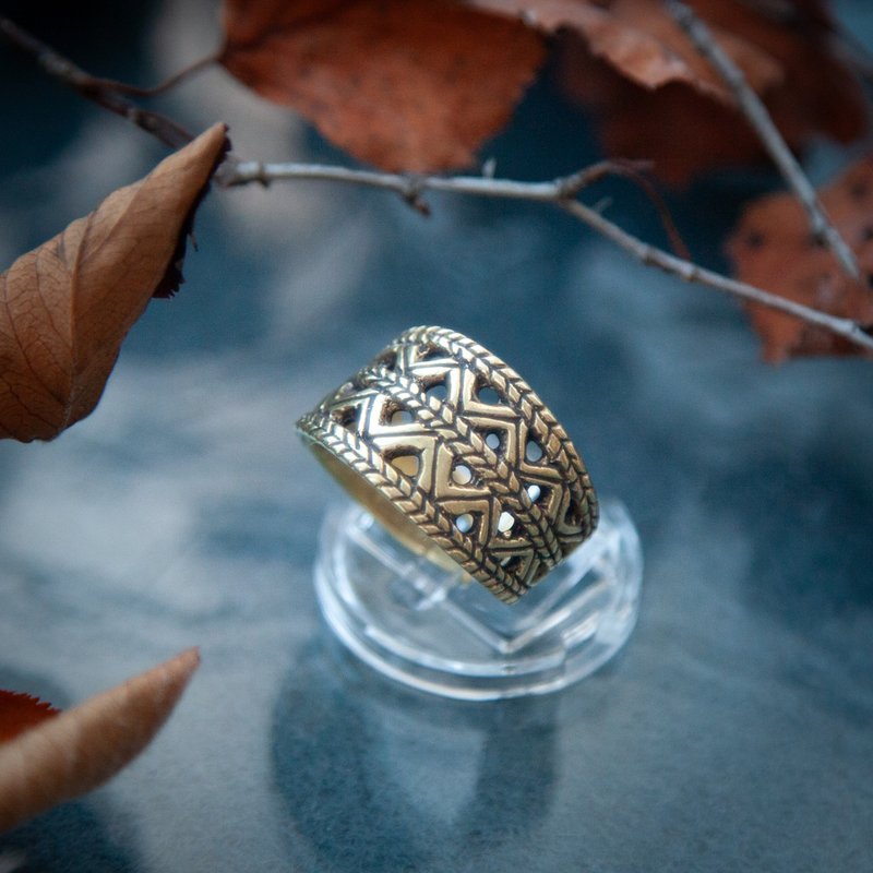 Pagan adjustable ring. Slavic jewelry.  Ancient replica from archaeological find - 戒指 - 其他金屬 橘色