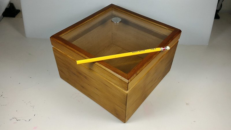 台湾イエロー檜（ひのき）角のガラス木製ボックス - 収納用品 - 木製 