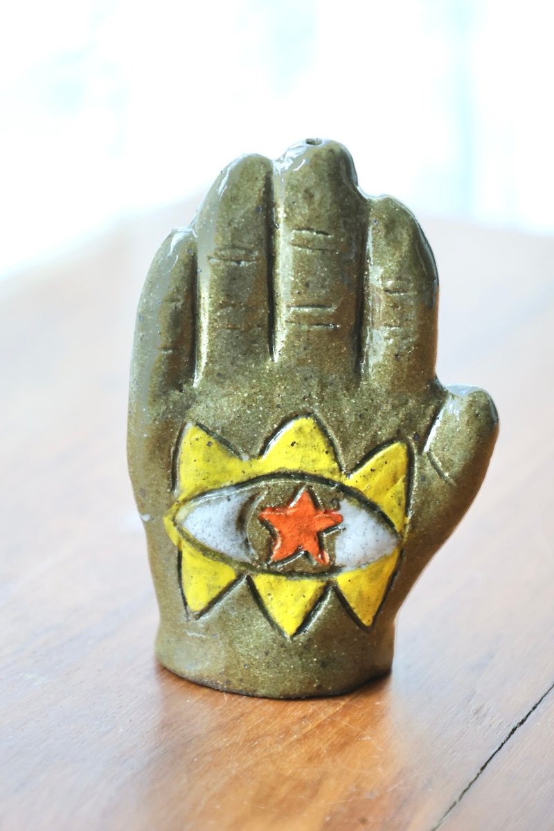 【生日禮物】草仔粿綠-祈願之香插手法蒂瑪手掌造型手捏陶藝擺飾 - 裝飾/擺設  - 陶 綠色