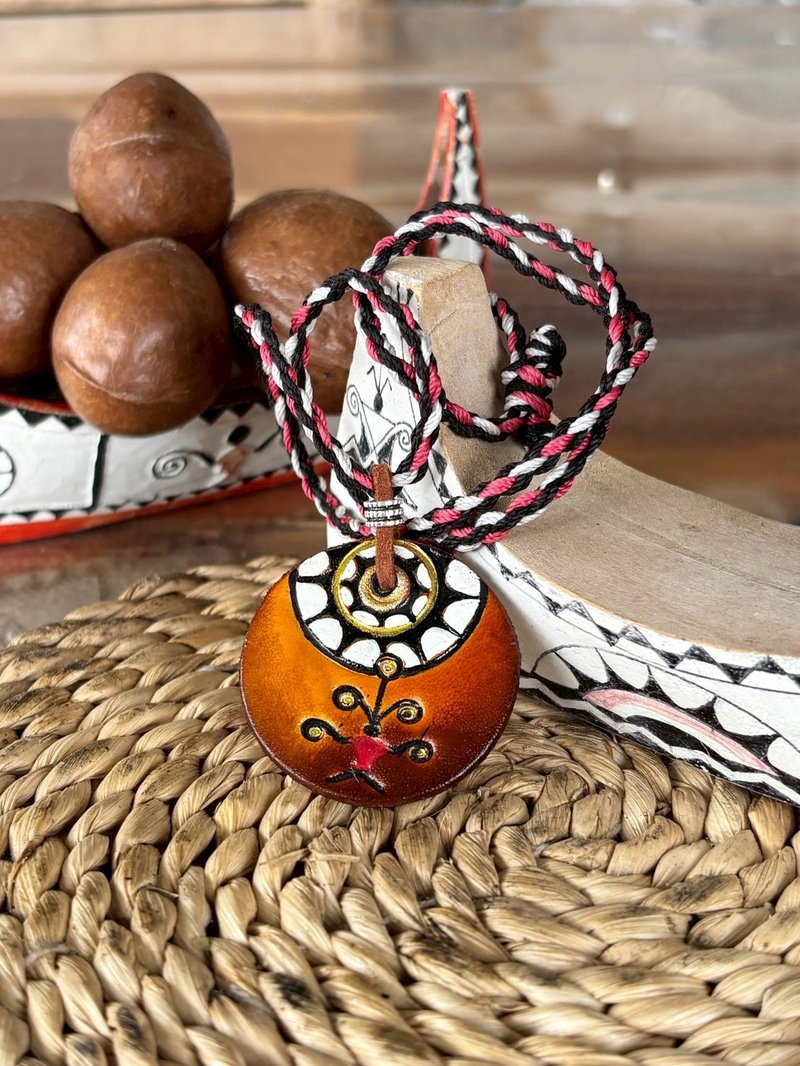 【海端嚴選】真皮手作 達悟族圖騰項鍊(四款)-人之島女巫工作室 - 項鍊 - 真皮 