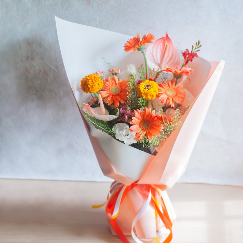 Bright Orange Sun Bouquet | Flowers | Gifts - ช่อดอกไม้แห้ง - พืช/ดอกไม้ สีส้ม