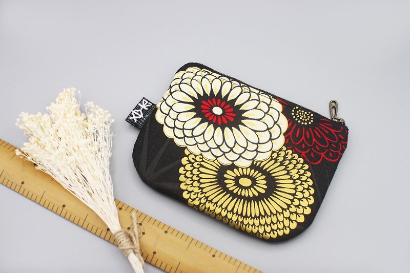 廃盤 -  Ping An Xiaoleバッグ - 古典的なブラックゴールドフラワー、ブロンズ仕上げの日本綿布、両面2色小財布 - 財布 - コットン・麻 ブラック