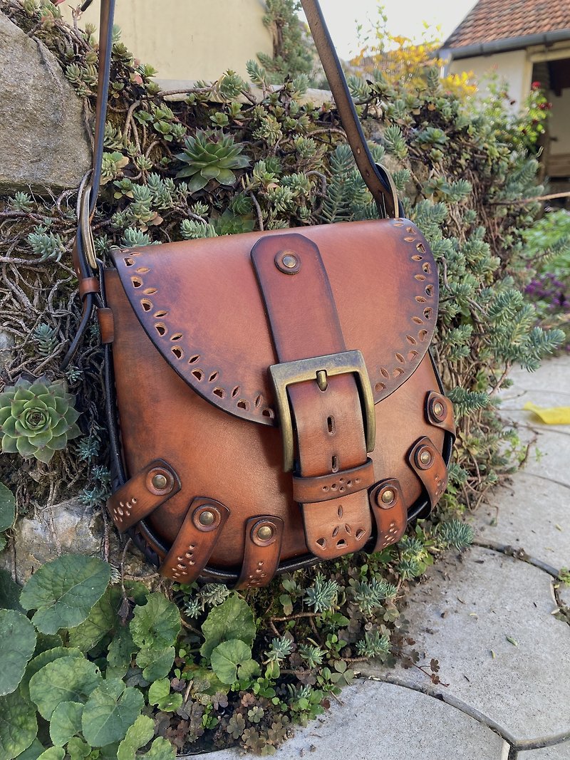 Crossbody leather bag womens purse in western style - 手袋/手提袋 - 真皮 咖啡色