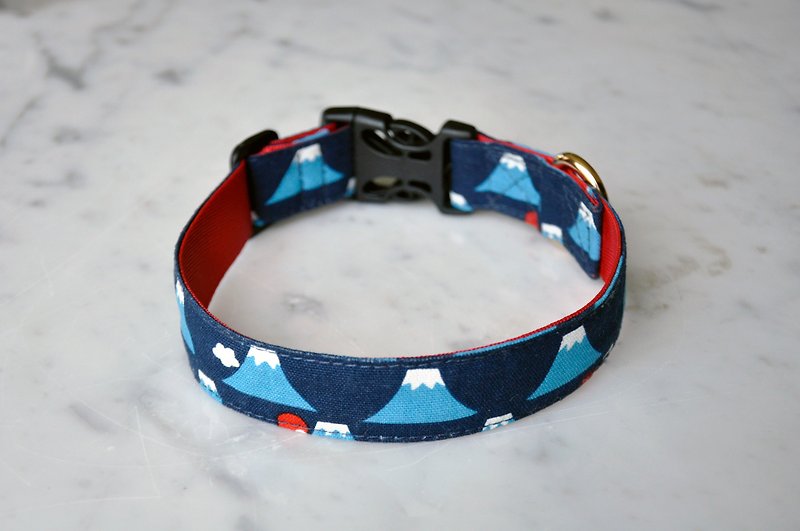 Dog luminous collar-row of Fuji mountain style dog collar collar feature collar - Collars & Leashes - Cotton & Hemp Blue