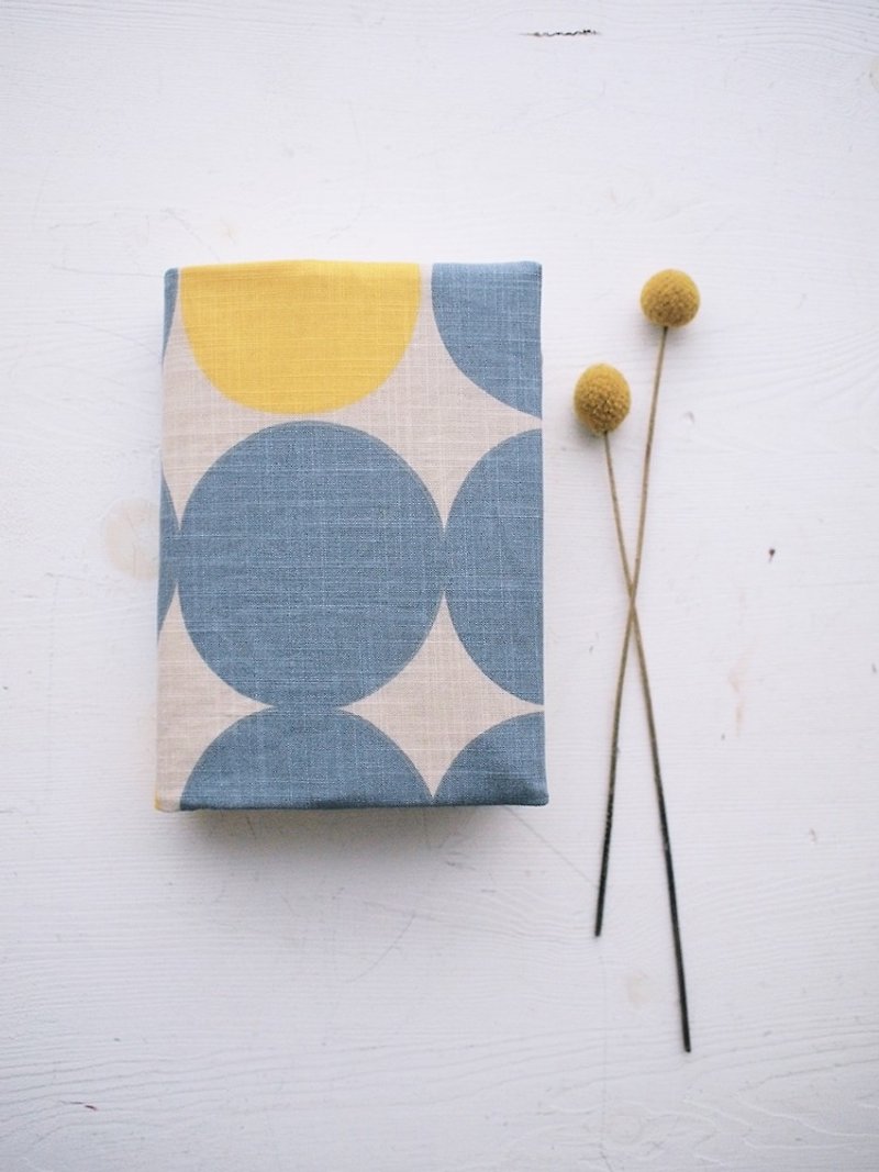 Japanese solid round handmade book / book cover (notebook / diary / hand account) - Book Covers - Cotton & Hemp Blue