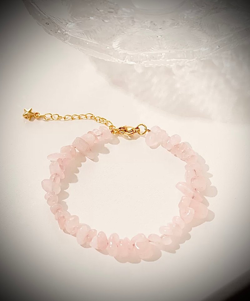 C&W Natural Pink Crystal Peach Blossom Fresh Elegant Sweet Bracelet - สร้อยข้อมือ - คริสตัล สึชมพู