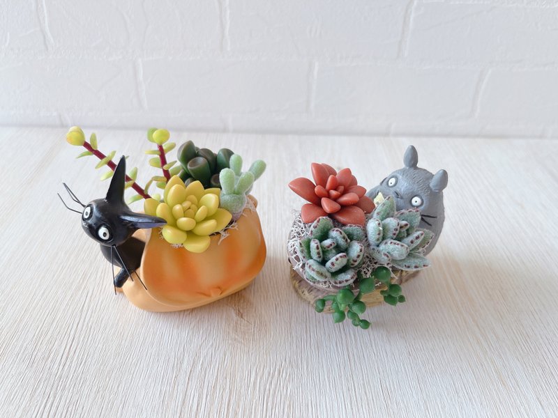 [Clay Succulent Basin-Ready Stock] Black Cat School Bag & Totoro Hugging Pottery Urn - ตกแต่งต้นไม้ - ดินเหนียว หลากหลายสี