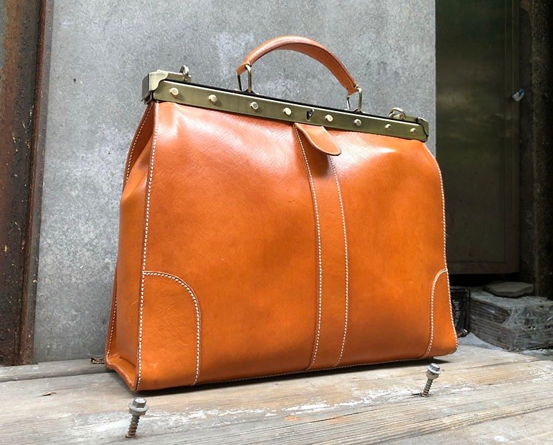 "Absolutely classic" retro doctor package Italian vegetable tanned cattle leather - กระเป๋าแมสเซนเจอร์ - หนังแท้ สีนำ้ตาล