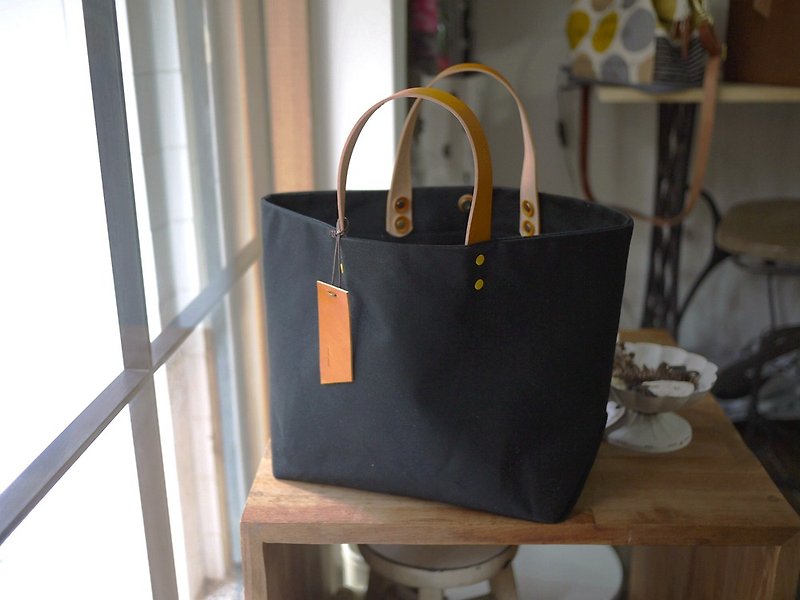 Big Wax Bag - Black Paraffin Canvas Tote - Messenger Bags & Sling Bags - Cotton & Hemp Black