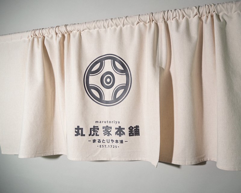 Customized Japanese style door curtain - ม่านและป้ายประตู - ผ้าฝ้าย/ผ้าลินิน 