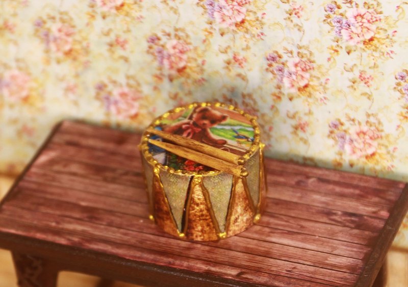 Miniature dollhouse drum 1:12 - อื่นๆ - ไม้ หลากหลายสี