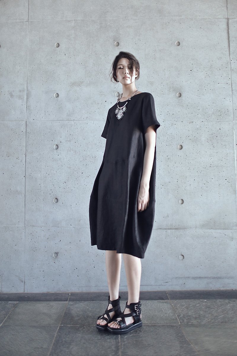 【Made-to-order】Ramie Dress - ชุดเดรส - ผ้าฝ้าย/ผ้าลินิน สีดำ