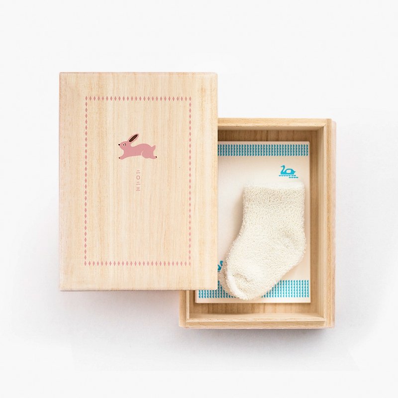 新生兒紀念收藏盒 / 2023 兔年款 - 彌月禮盒 - 木頭 