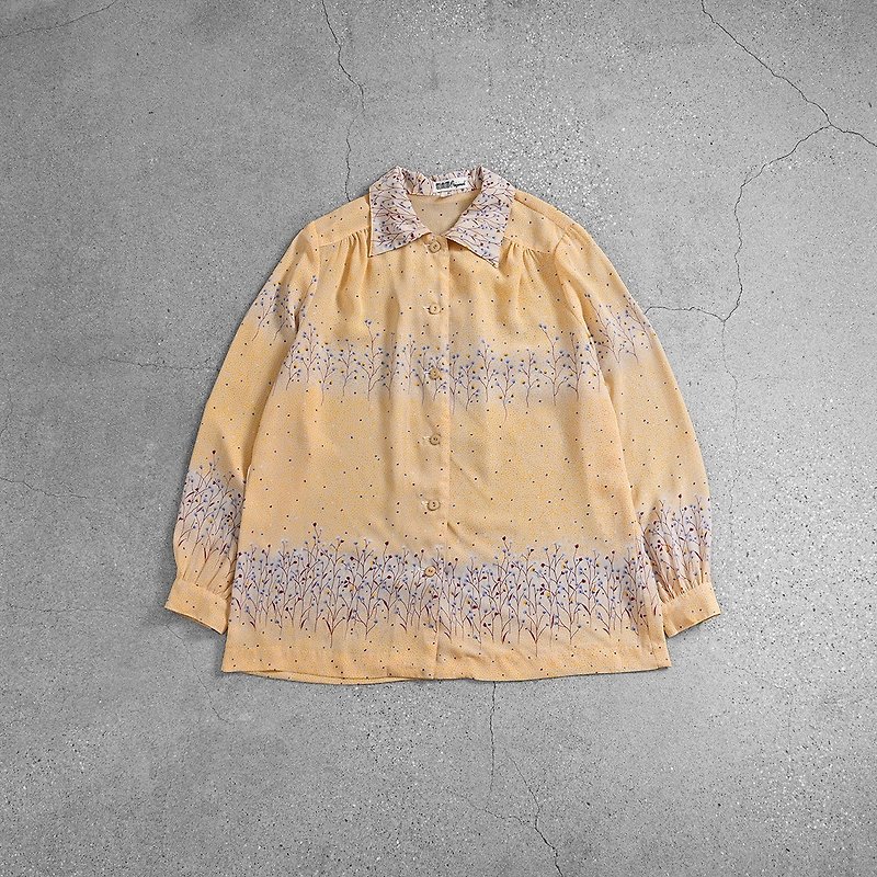Vintage Chiffon Blouse - เสื้อผู้หญิง - วัสดุอื่นๆ สีเหลือง