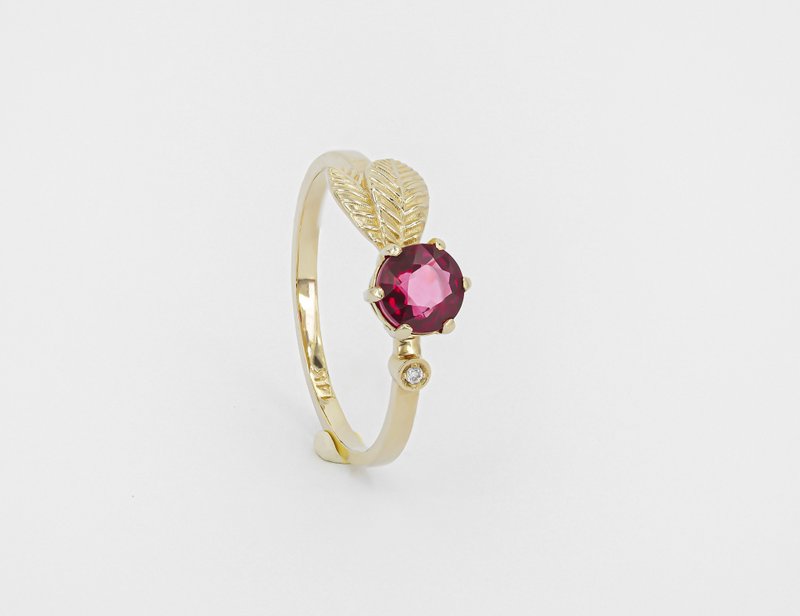 14k gold with garnet and diamonds. - 戒指 - 貴金屬 金色