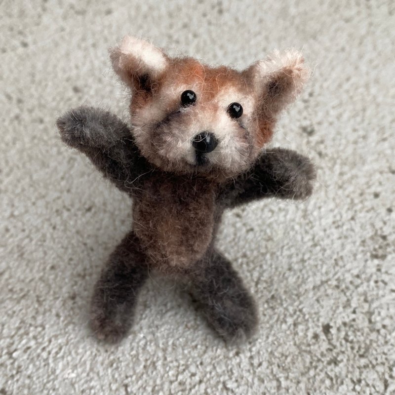 The intimidating red panda stands 7.5cm-hair root twist stick handmade/dirty cute stray animal/wool doll - ตุ๊กตา - ไฟเบอร์อื่นๆ สีนำ้ตาล